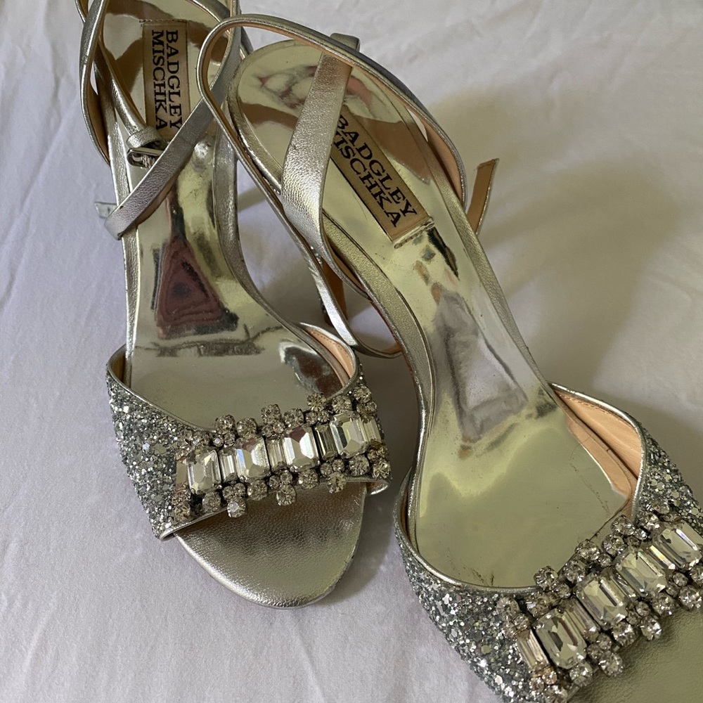 Badgley Mischka silver high heels size 9